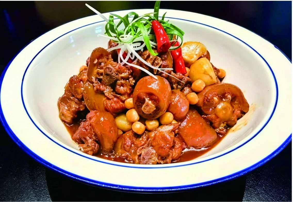 黄豆焖猪尾
